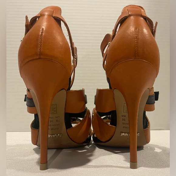 SCHUTZ Cage T Strap Studded Buckle Leather Tan Black Heels Women’s 7 - Picture 7 of 10